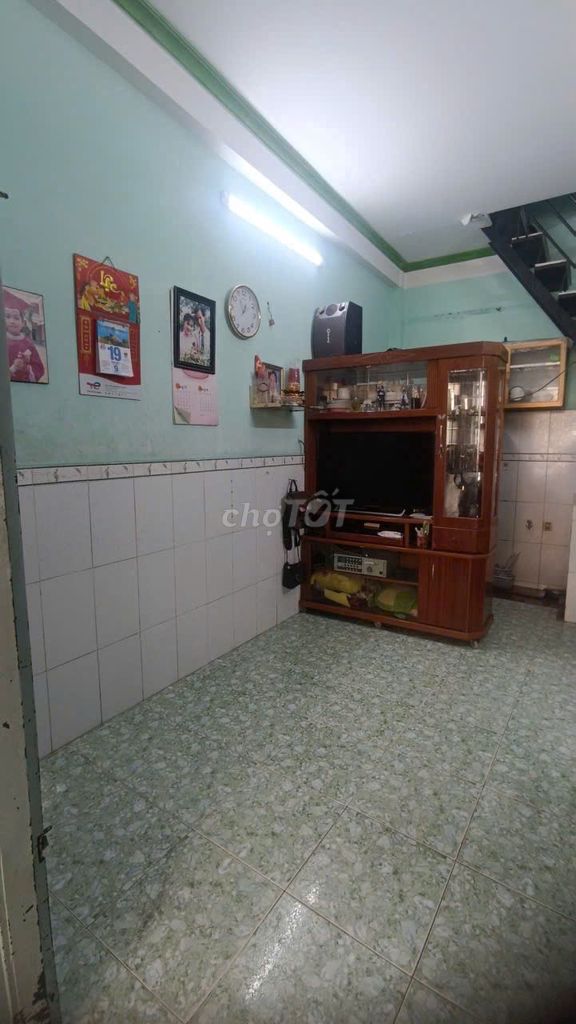 Âu Dương Lân Alley Rent only 6 million and 5