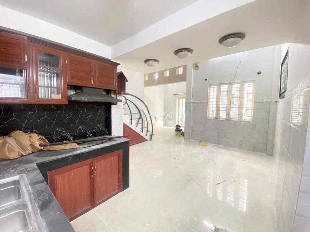 The 4 bedrooms, 3 toilets, Nguyễn Thị Huỳnh,717 15, Phú Nhuận