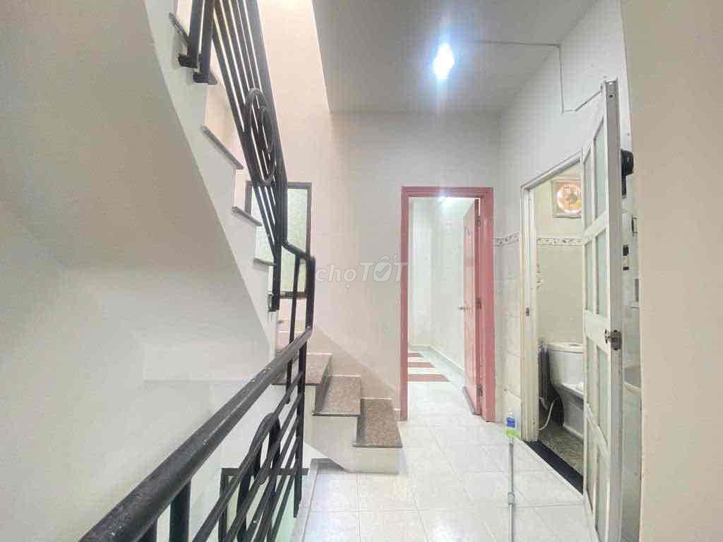 The 4 bedrooms, 3 toilets, Nguyễn Thị Huỳnh,717 15, Phú Nhuận