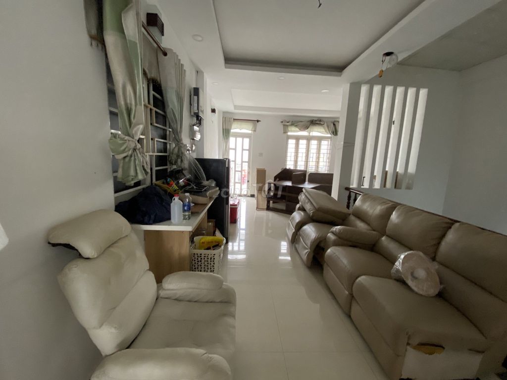 Rent Tân Quy Root House