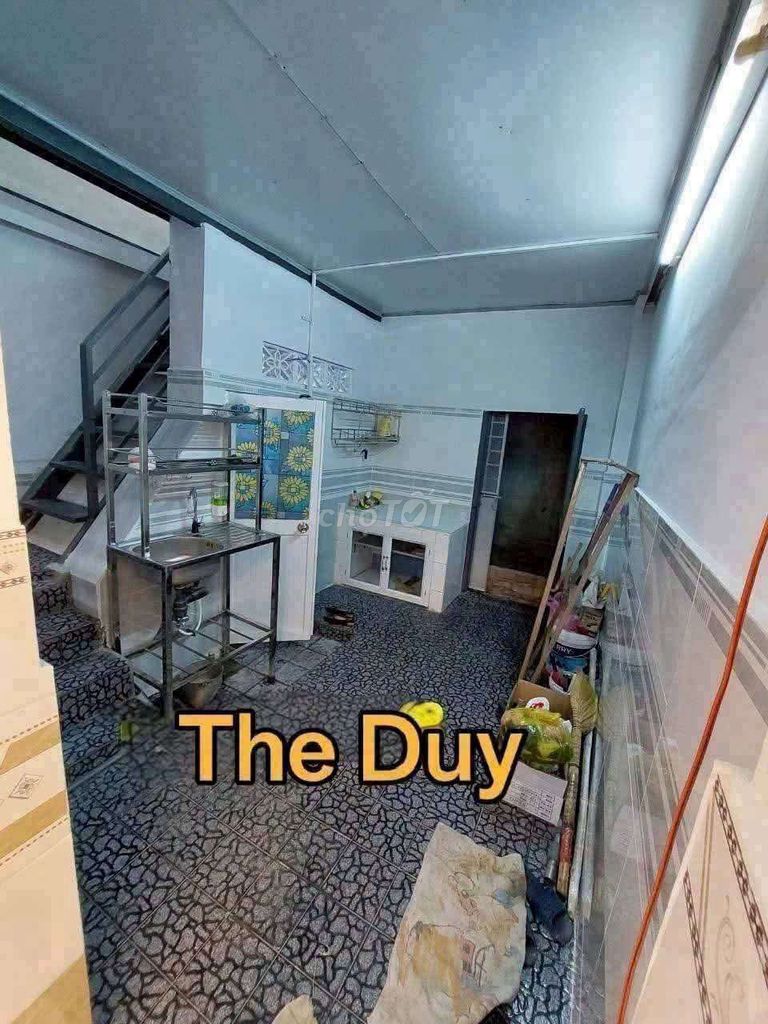 Renting an alley house, Phú Thọ District 11