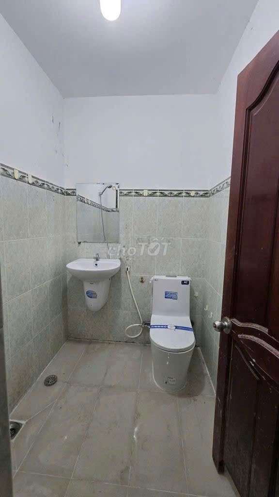 House 1 011 3rd floor bedroom 3 x 20 meters prefrontal front 420 Tân Quy
