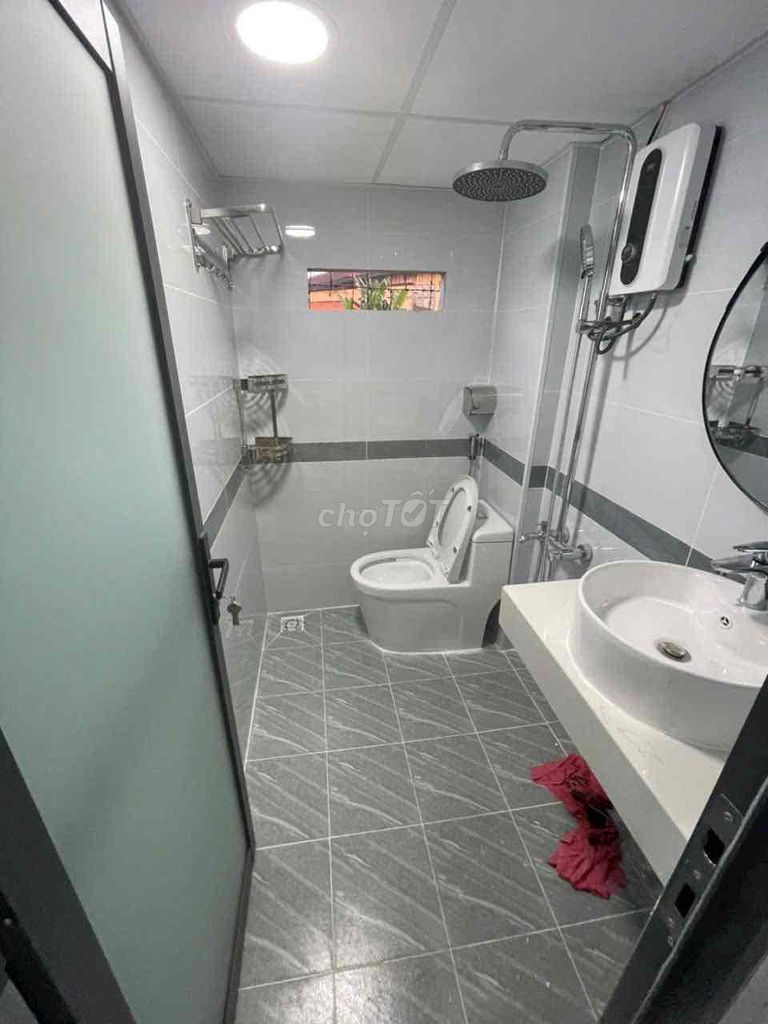 Tô Hiến Thành.President 13.Qu 10. area: 4 X 11 1st floor 2 bedroom