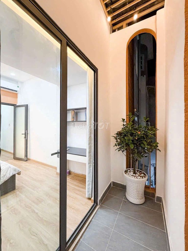 rent whole interior