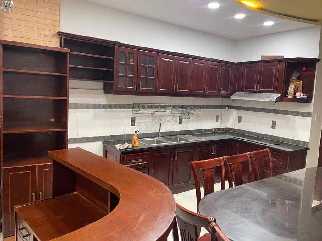 Rent an entire Tân Phú garden board, independent