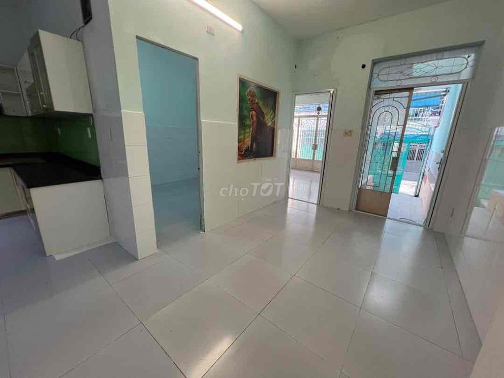 Rent an alley house 1050/4 Quang Trung Gò Vấp