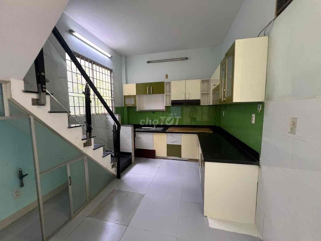 Rent an alley house 1050/4 Quang Trung Gò Vấp