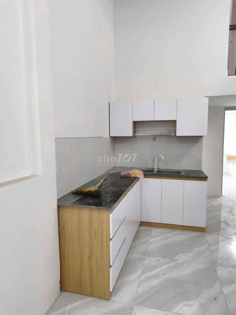 Rent a new two bedrooms. Two toilets. 53 Hoàng Diệu.