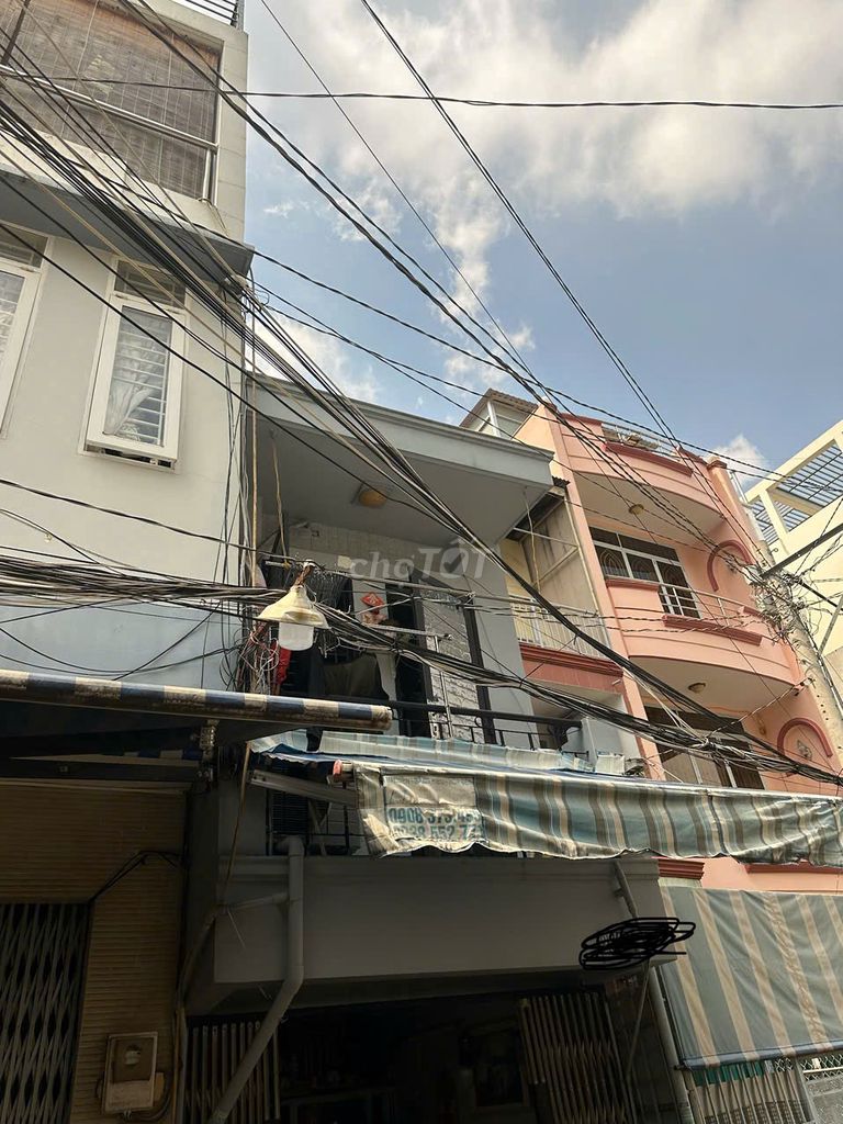 Âu Dương Lân-7-0-5-5 million-five.