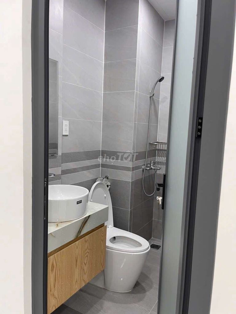 Rent Độc Lập, P.tt, Q.tp, nice little mb.