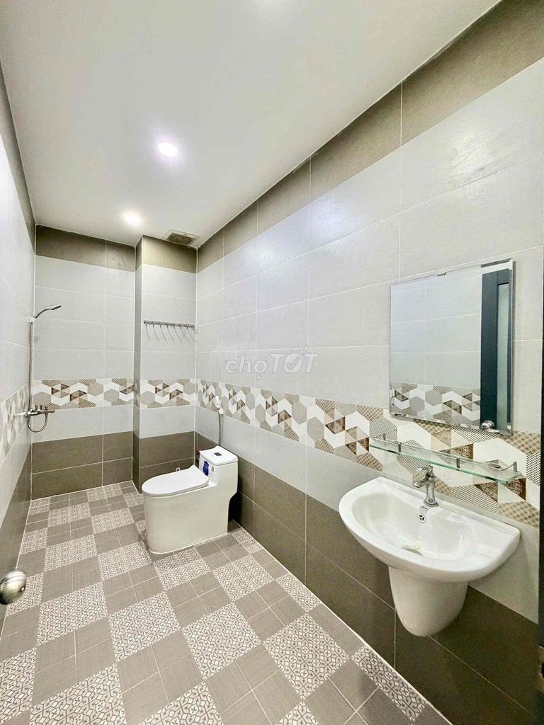 Hire the beautiful house. Bình Tân Fireman.