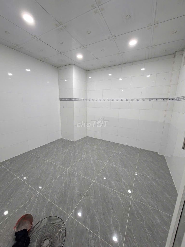 Lê Đại Hành, 7 x 13, 1 new bathroom.