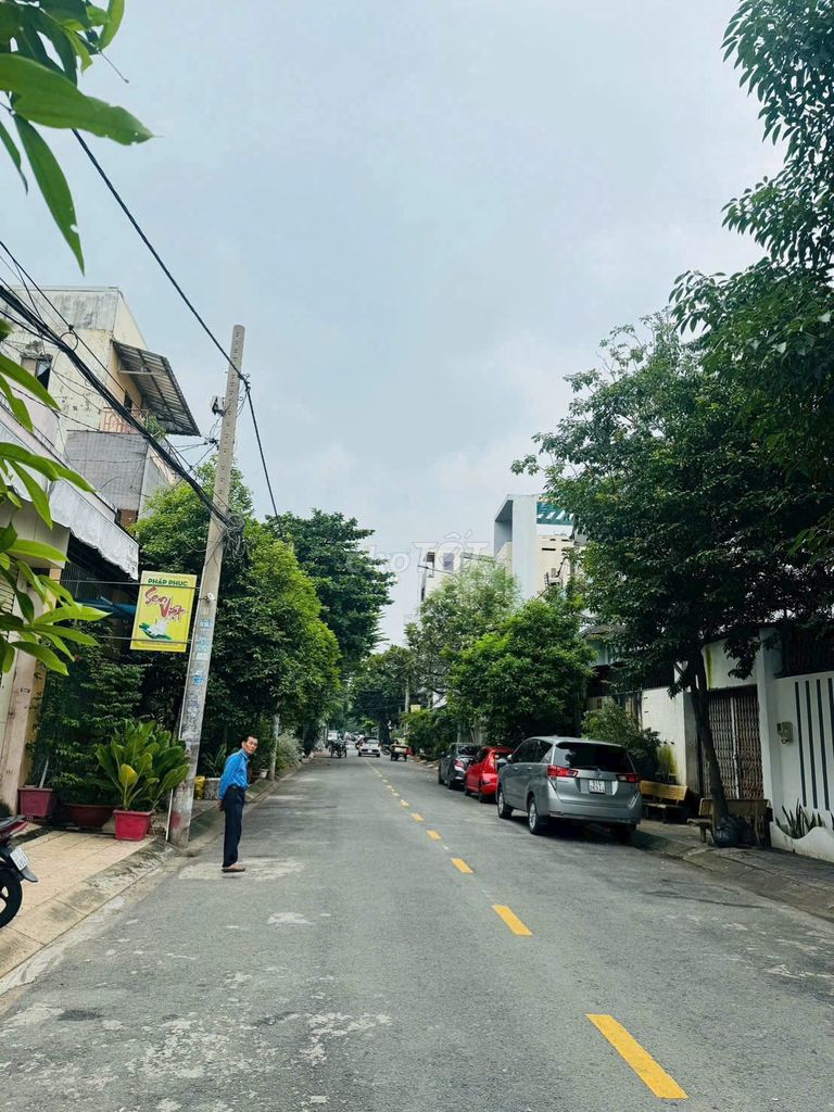 We're going to rent out a 1kd Lê Niệm, Tân Phú. Only 19 million.