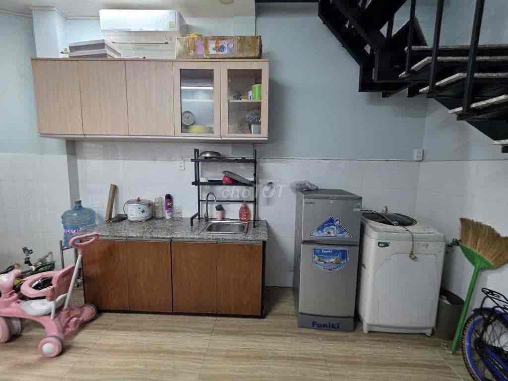Renting - 3 - Trần Quốc Toản area: 75 M2 - 2 bedroom - 2 toilets