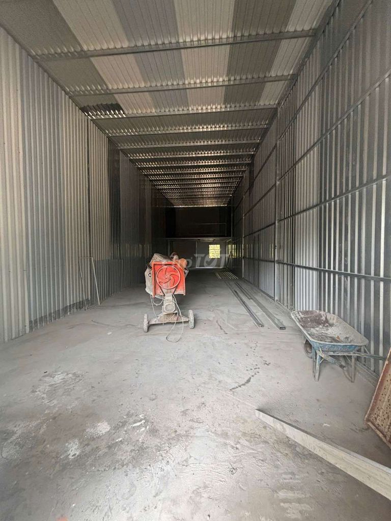 10 million a month -- renting storage 75 M2, truck alley, high-tech areas.