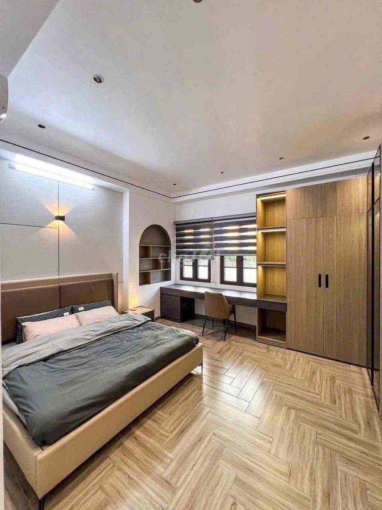 Leveled street level Huỳnh Tấn Phát Nhà Bè interior