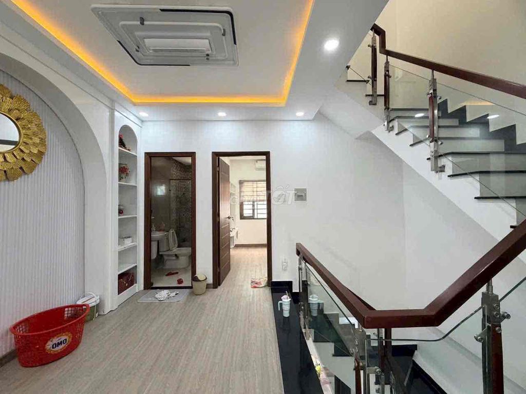 Leveled street level Huỳnh Tấn Phát Nhà Bè interior
