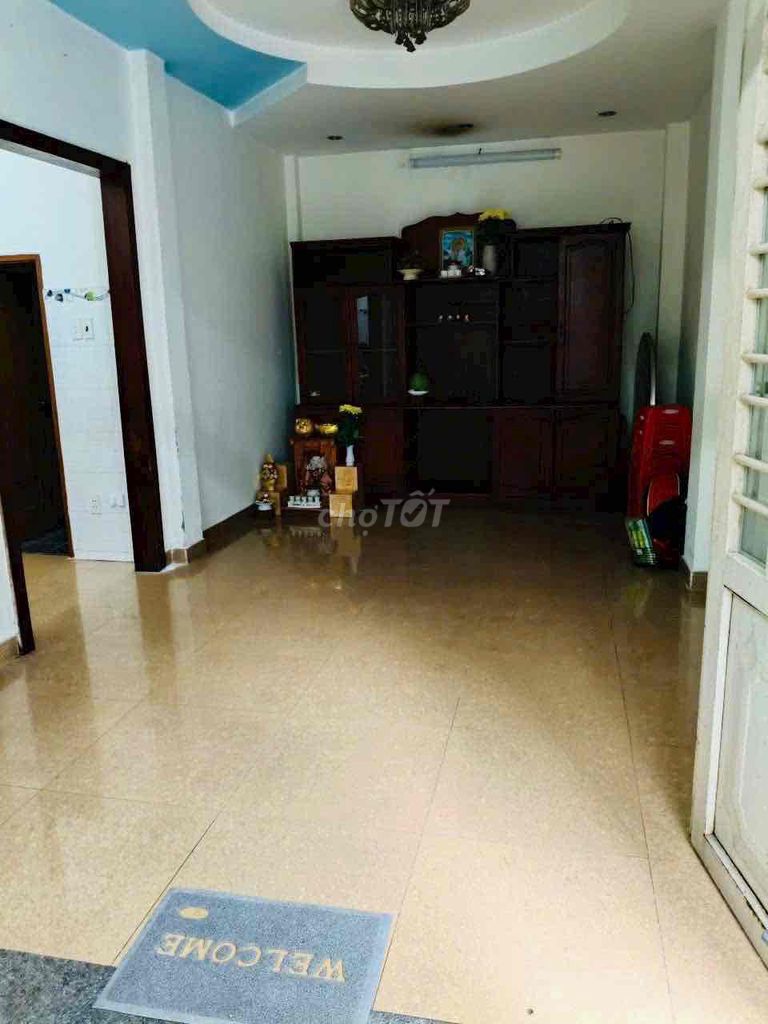 2 floors flat Số 10-- Linh Chiểu just 8.5 million a month.