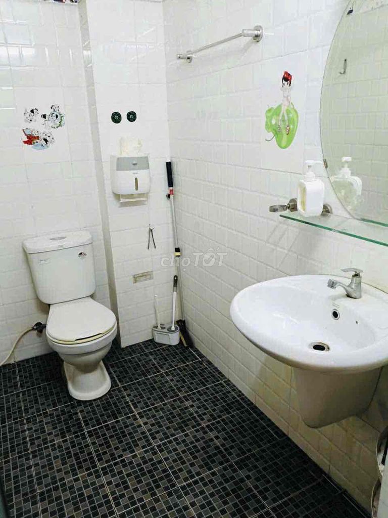 2 floors flat Số 10-- Linh Chiểu just 8.5 million a month.