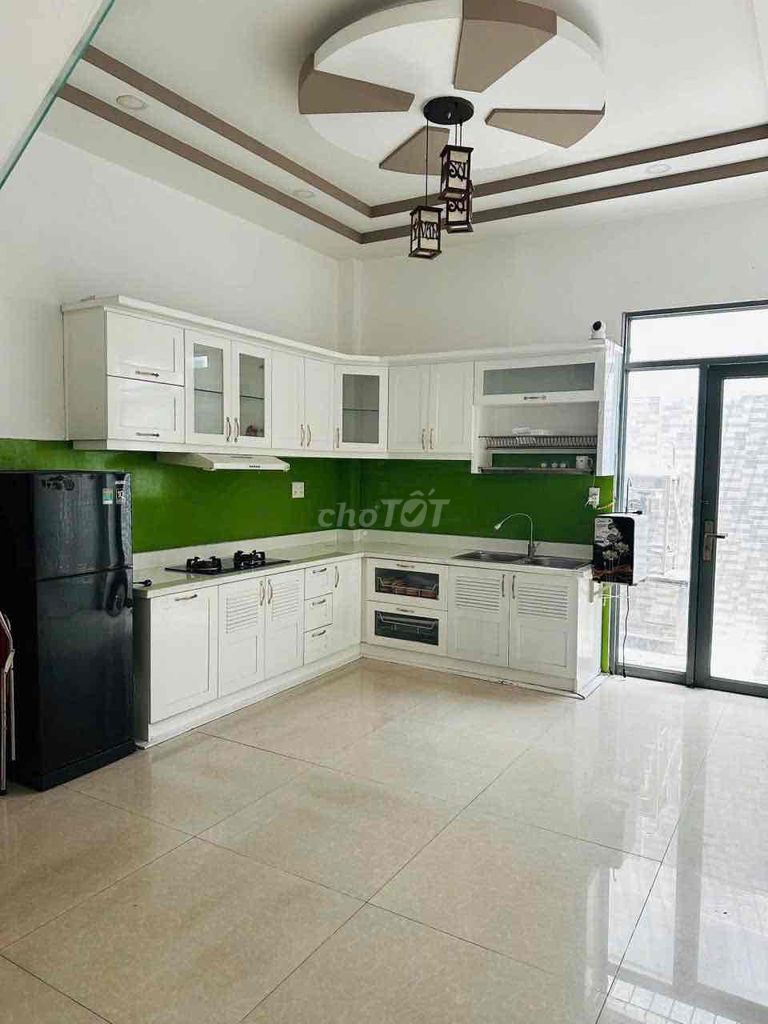 3rd floor 6 bedroom 4 toilets - Lê Đức Thọ car alley.