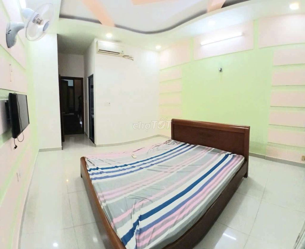Nice new cause. 417. 4 bedroom 5 roof toilet, Lê Văn Thọ alley.