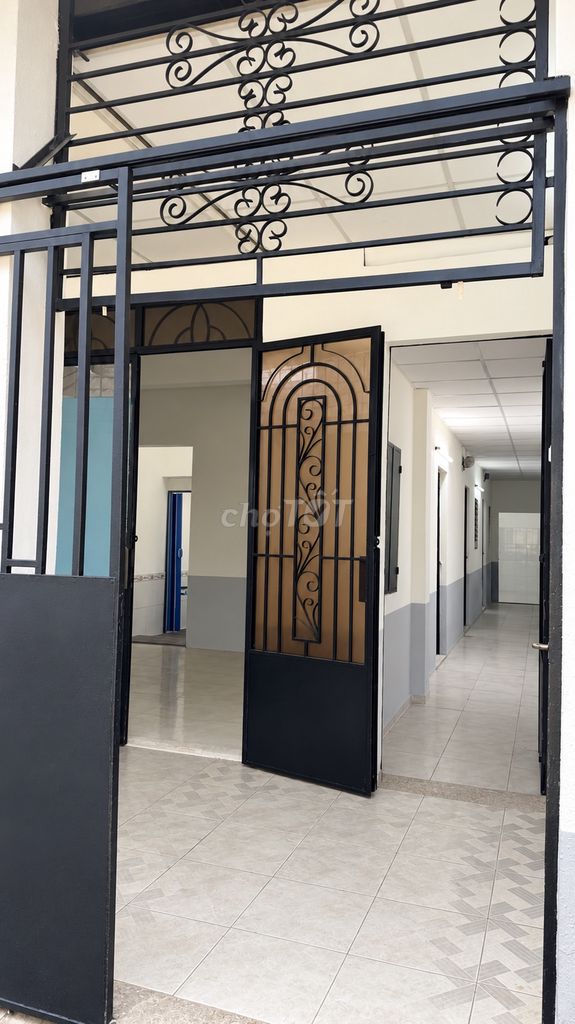 Rent a new original house - 5 bedrooms, 4 toilets - alleys