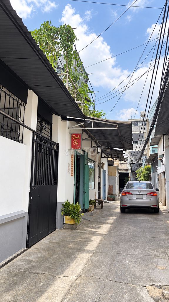 Rent a new original house - 5 bedrooms, 4 toilets - alleys
