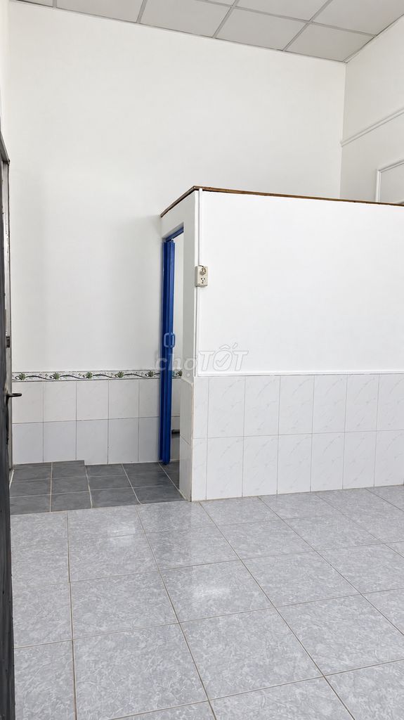 Rent a new original house - 5 bedrooms, 4 toilets - alleys