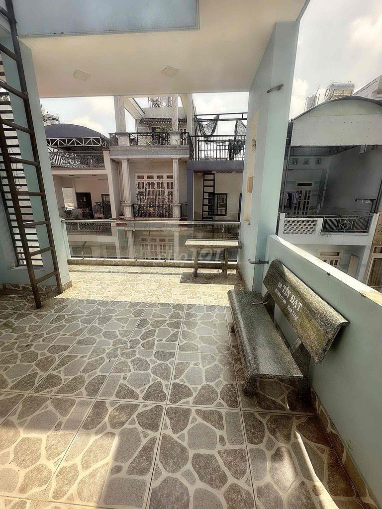 house [4 m x 16] 2 upstairs (4 bedroom, 4 toilet) — 7 m — stove — 18 B, Bình Tân