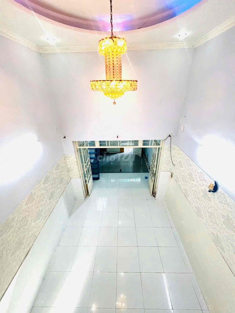 It's too much. Five bedrooms equals 6 m25-8.5 million.