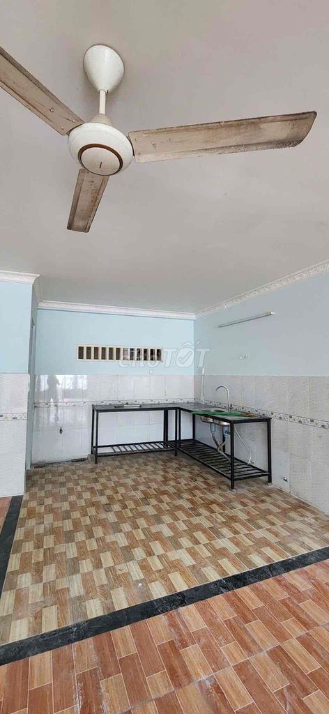 The house is empty for 5 x 15 with a guard 1/1 refrigerator at 19.7 million.