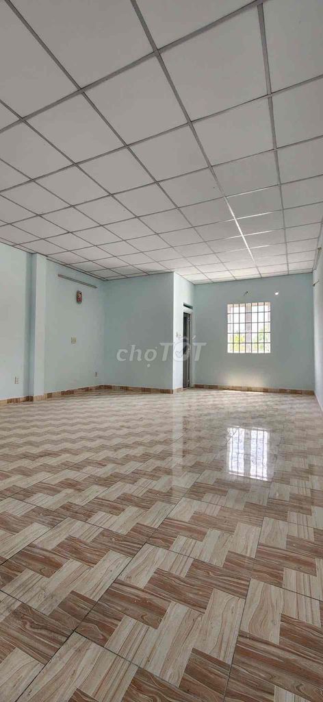 The house is empty for 5 x 15 with a guard 1/1 refrigerator at 19.7 million.