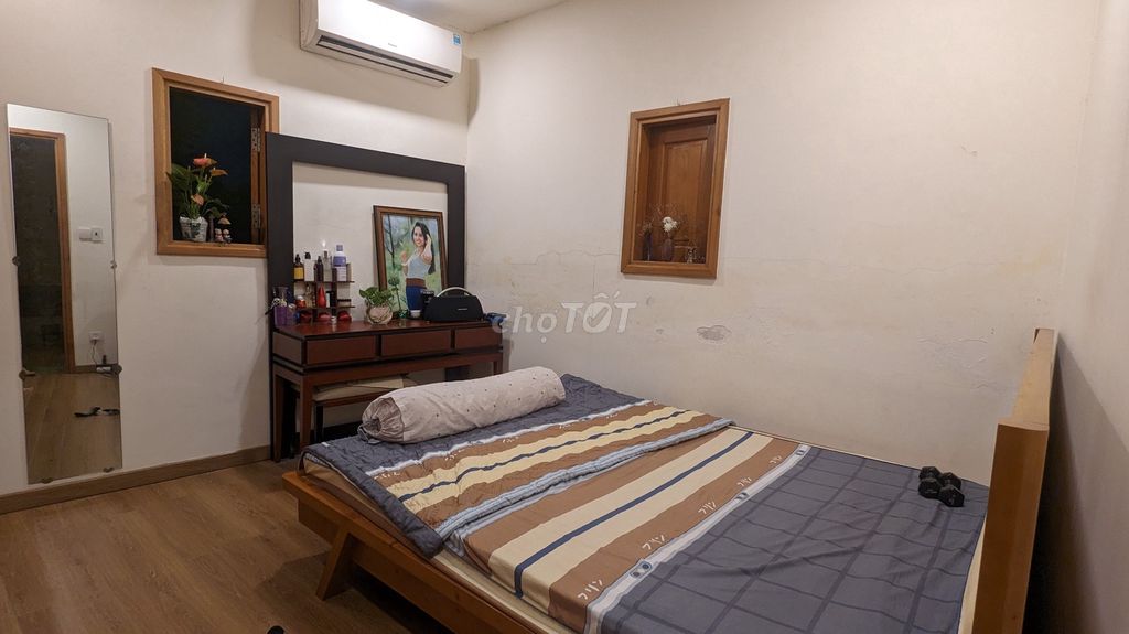 Rent private furniture - optimal security zone