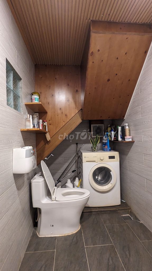 Rent private furniture - optimal security zone