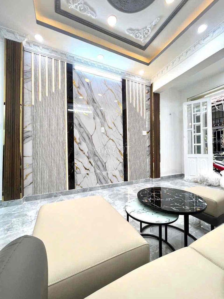 New residence. It's in the vicinity of District 7