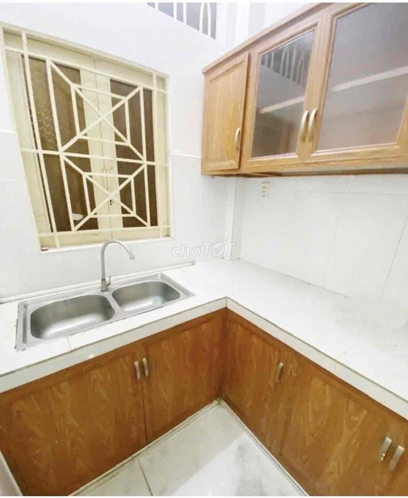 Nice house, average Phú Nhuận, 50 meters2, 1 M.P. 1 L 2 P. Sleep. Okay.