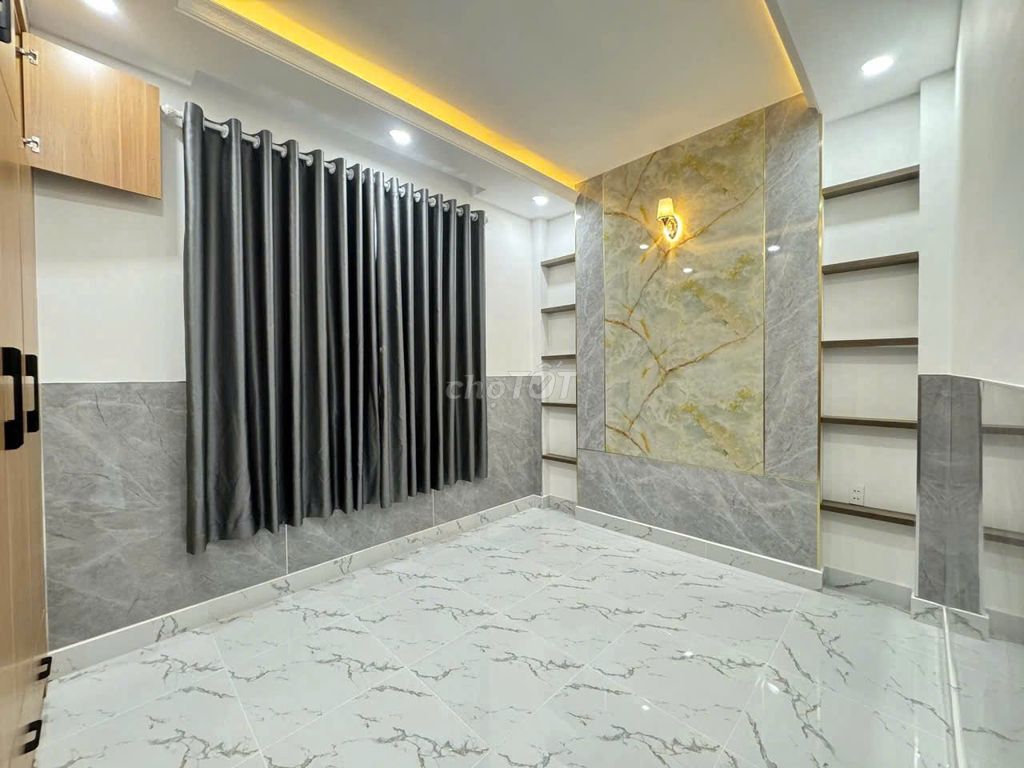 Need to rent Villa a Trần Thủ Độ P.Phú Thạnh Q.Tân Phú Road