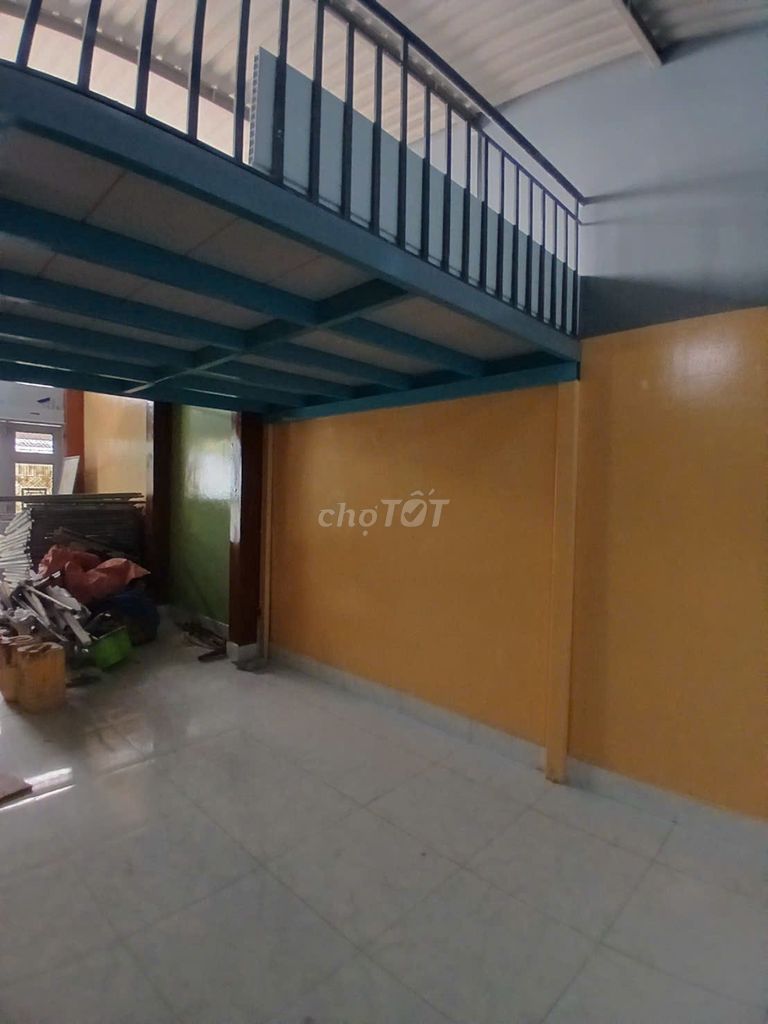Rent the entire business alley 243 Mã Lò*20 meters 2-foot bedroom 8 meters