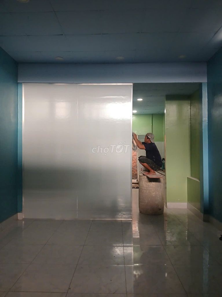 Rent the entire business alley 243 Mã Lò*20 meters 2-foot bedroom 8 meters