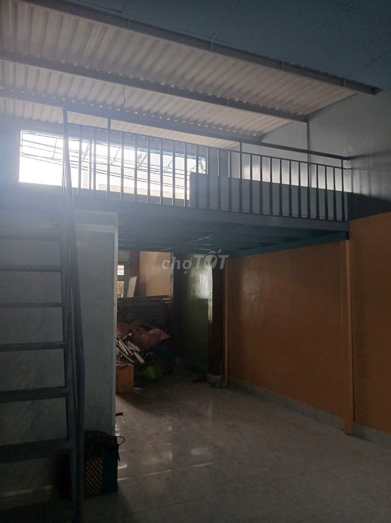 Rent the entire business alley 243 Mã Lò*20 meters 2-foot bedroom 8 meters