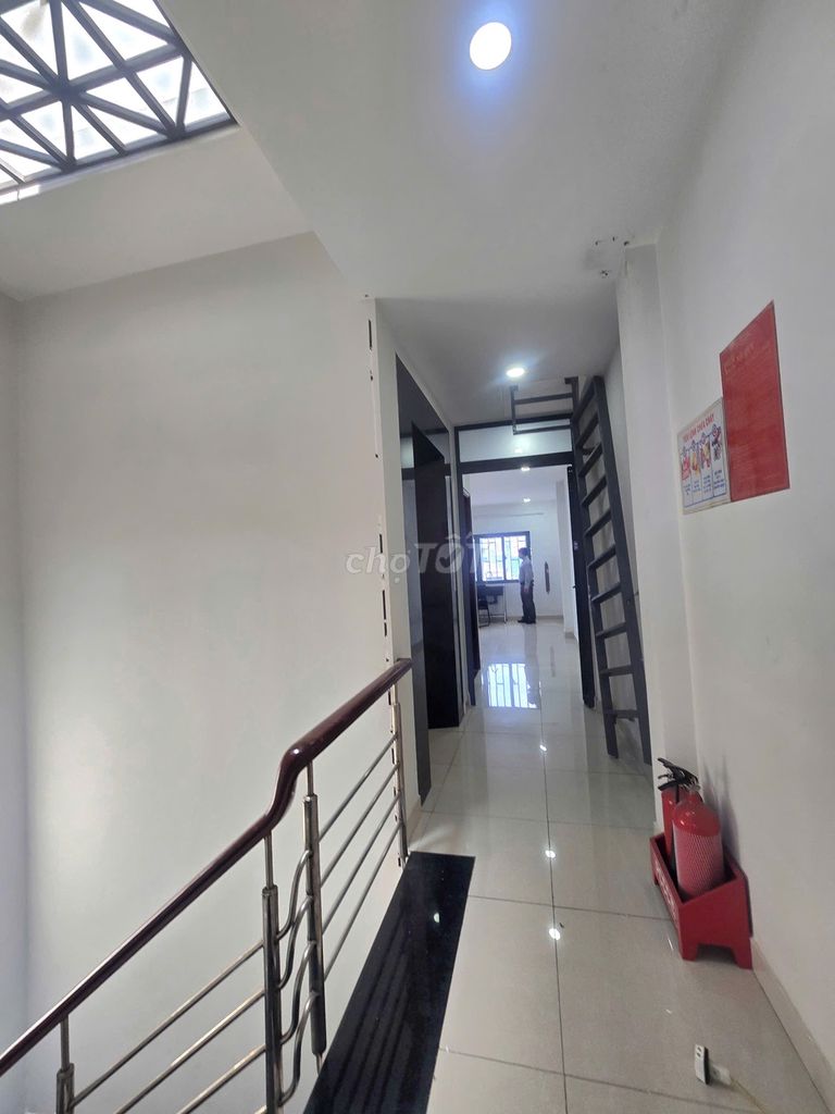 Rent a 1.Hiền Vương-Tân Phú. 4 x20-Bike 6-story elevator building.