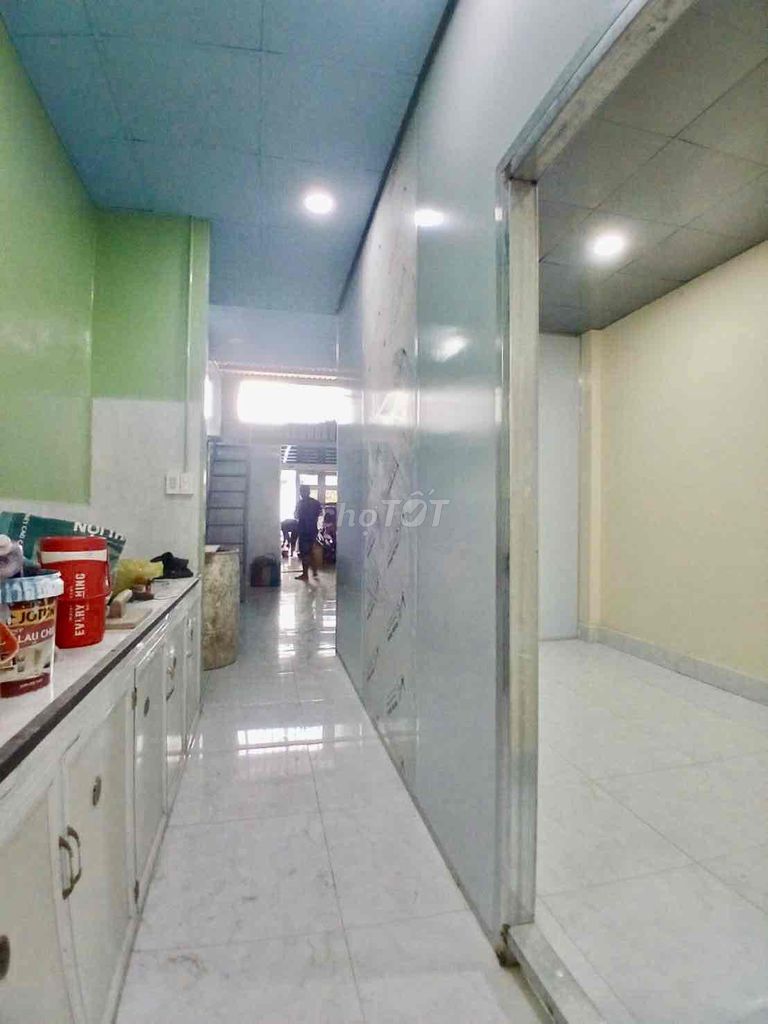 Warehouse 4 x20 mmggtofa (2 bedroom) 8 meters. Mã Lò, Bình Tân