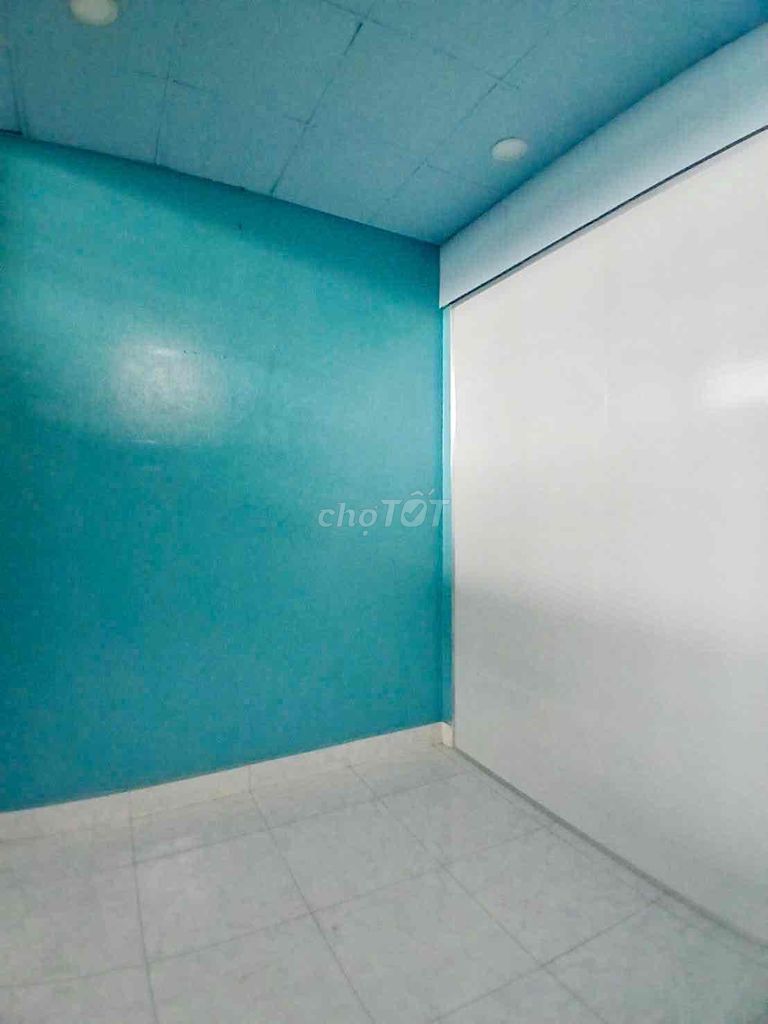 Warehouse 4 x20 mmggtofa (2 bedroom) 8 meters. Mã Lò, Bình Tân