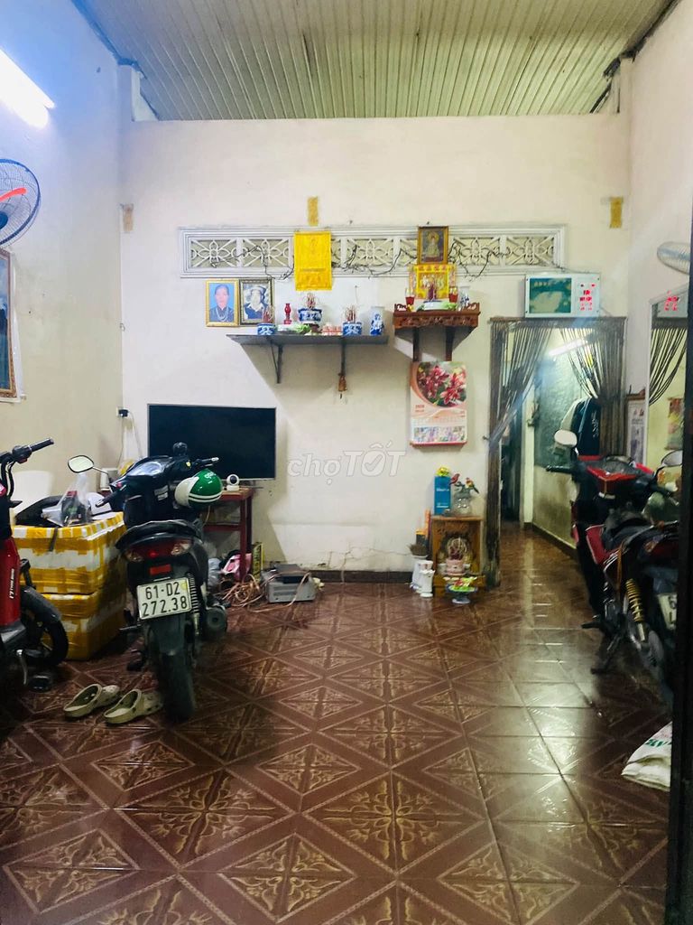 Rent cash houses Nguyễn Du, Peace, trade people's jobs