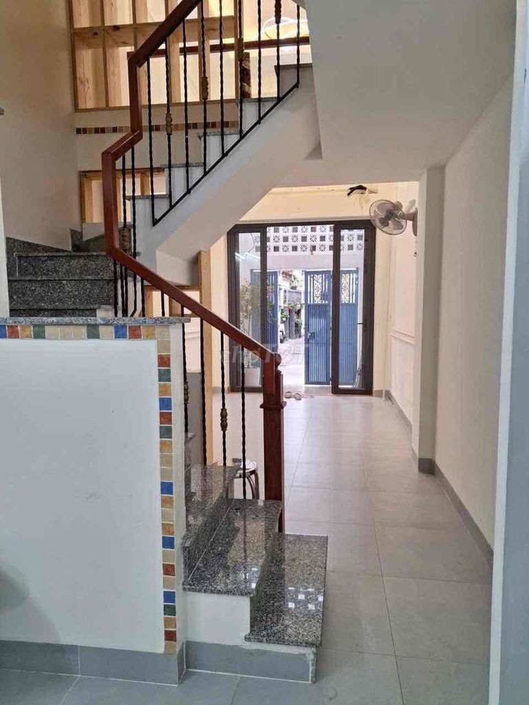 The 3rd floor of the Bulk Road.
