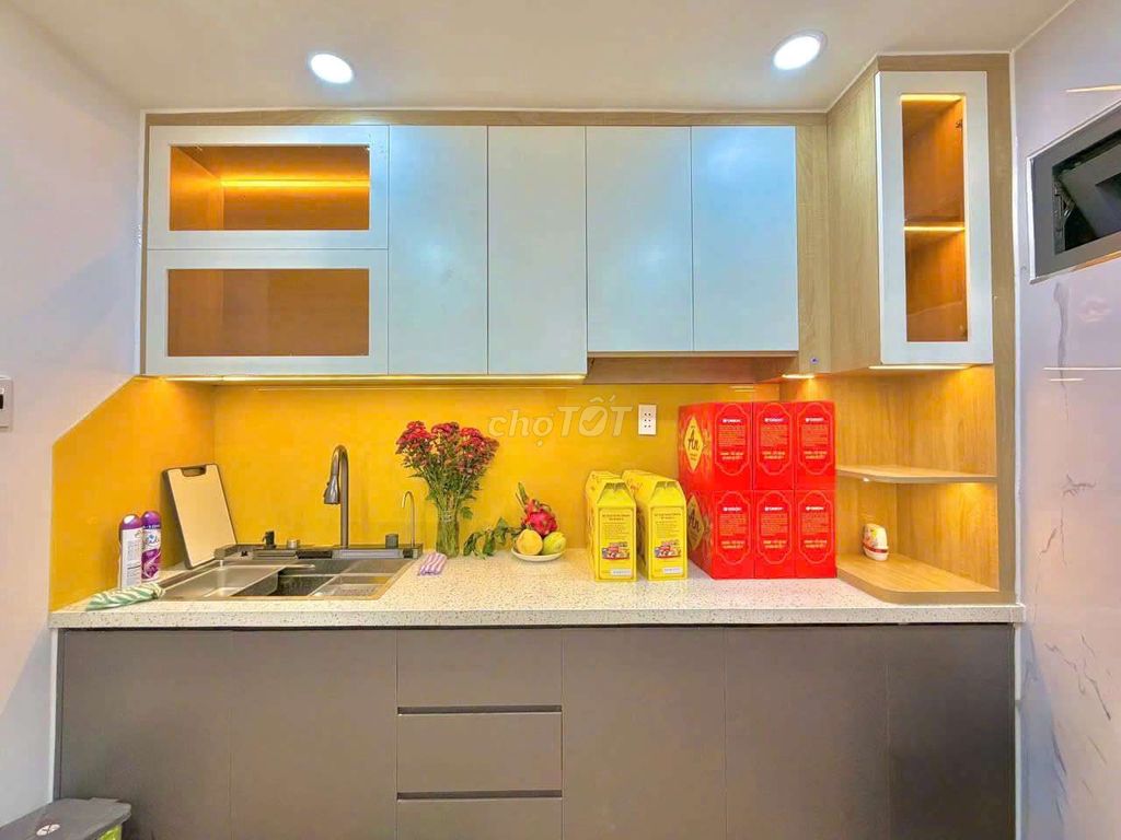 Rent a nice three-story house, Xô Viết Nghệ Tĩnh, Q.Bình Thạnh