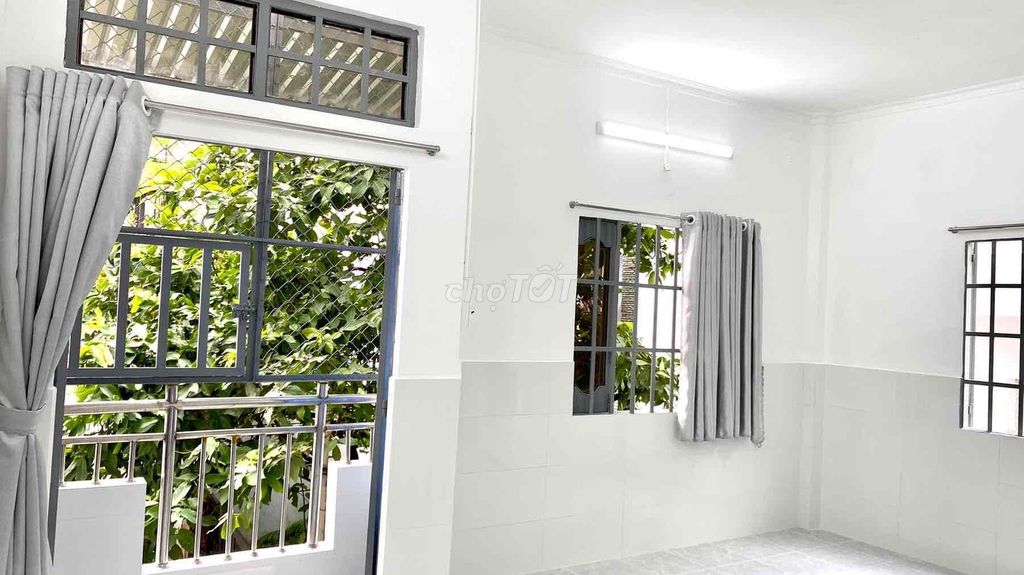 Hello, everyone! I now have a rented house (June)