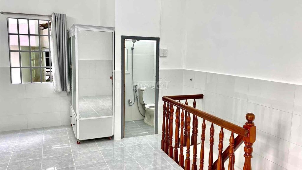 Hello, everyone! I now have a rented house (June)