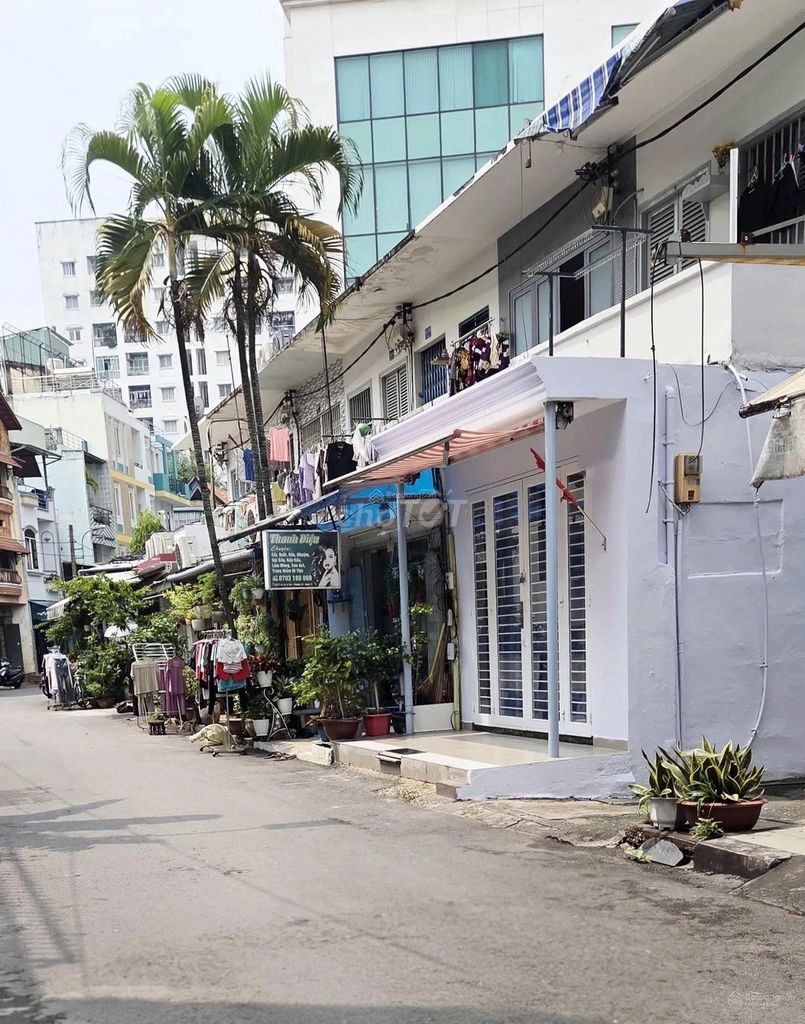 Loader House - Lữ Gia 4 x 15 m 60 m2 1 .1 4th floor bedroom