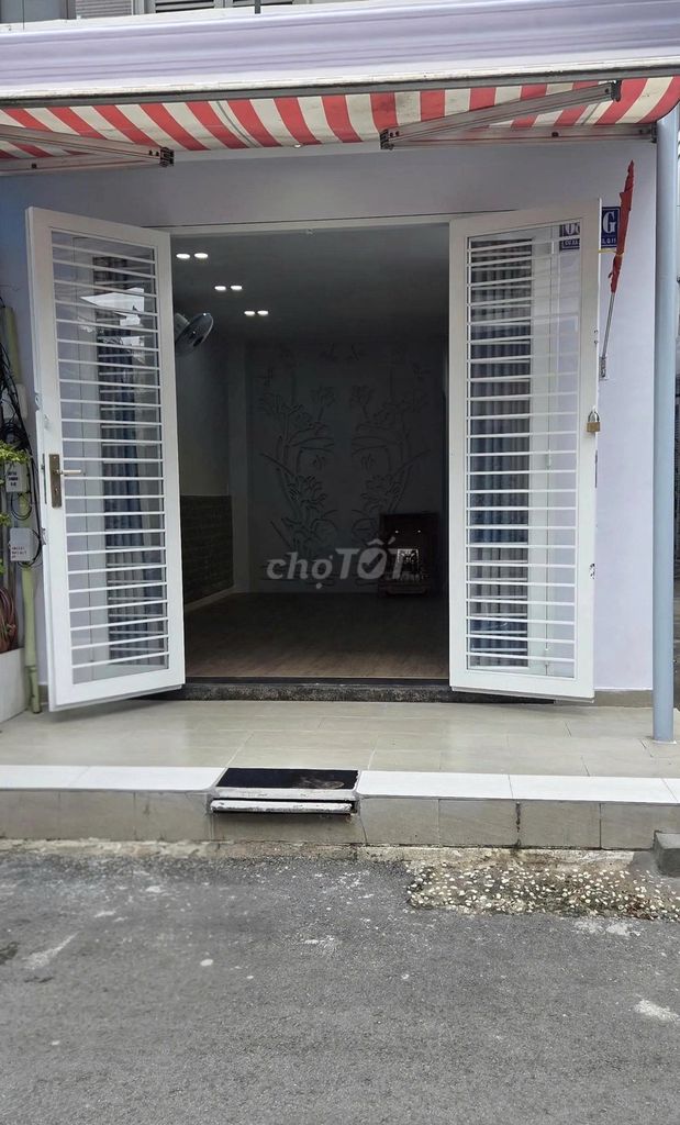 Loader House - Lữ Gia 4 x 15 m 60 m2 1 .1 4th floor bedroom